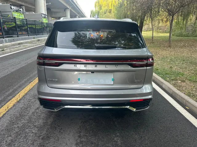 Geely Xingyue L — Фото автомобиля 16