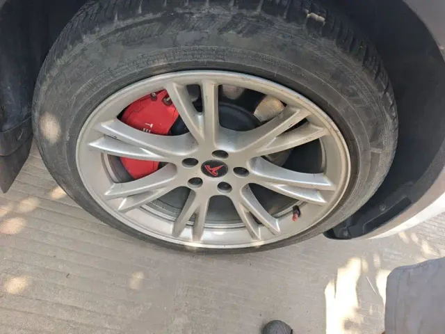 Tesla Model Y — Фото автомобиля 8