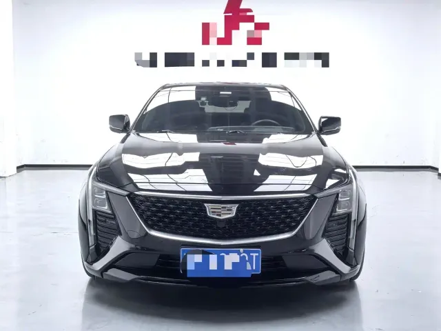 Cadillac CT5 — Фото автомобиля 2