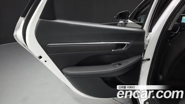 Hyundai Sonata — Фото автомобиля 14