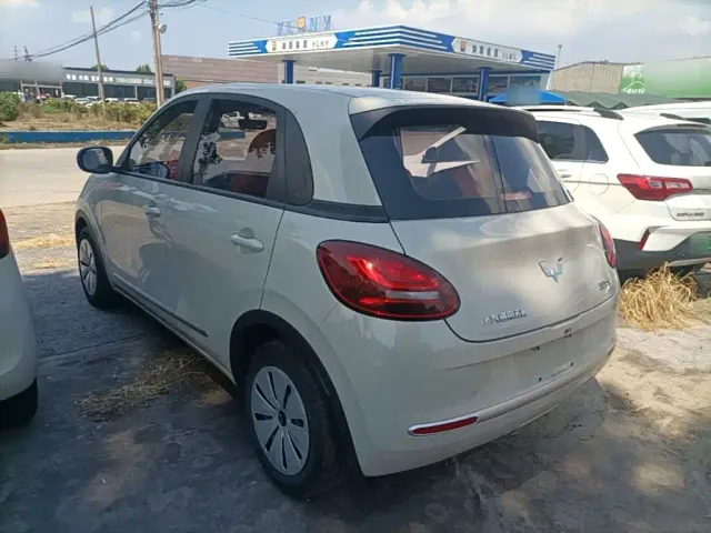 Wuling Bingo — Фото автомобиля 4