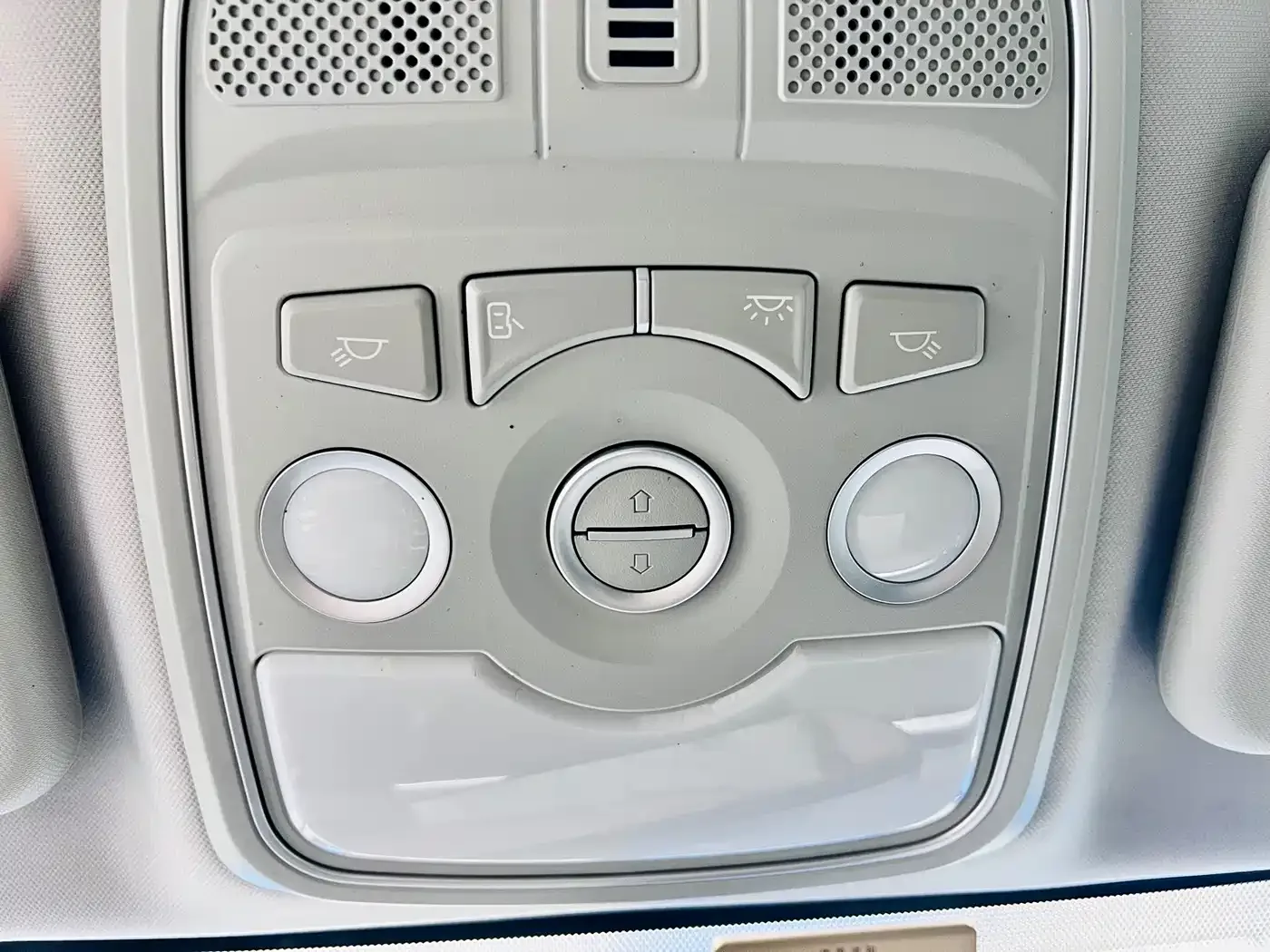Haval Haval M6 2021 PLUS 1.5T DCT Luxury Smart Connect — Фото автомобиля 14