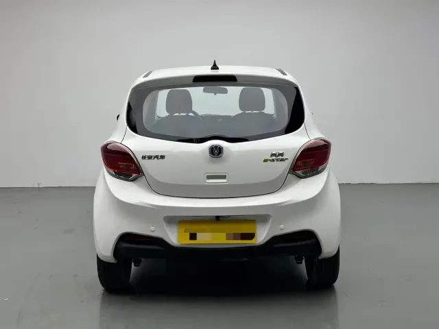 Changan Benben E-Star — Фото автомобиля 8