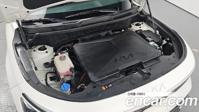 Kia Niro — Фото автомобиля 9