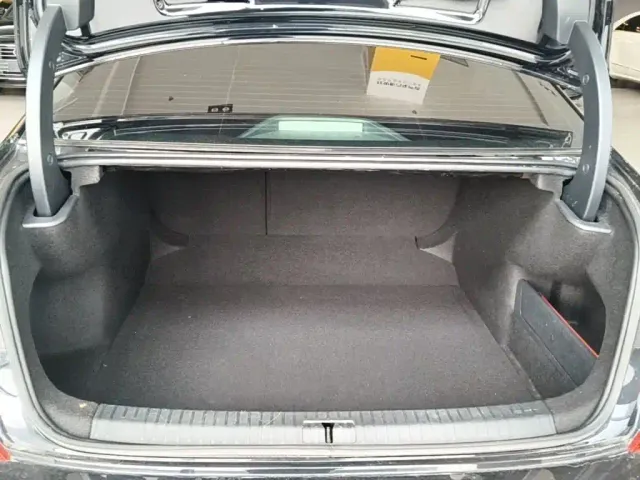 Volkswagen Passat — Фото автомобиля 18