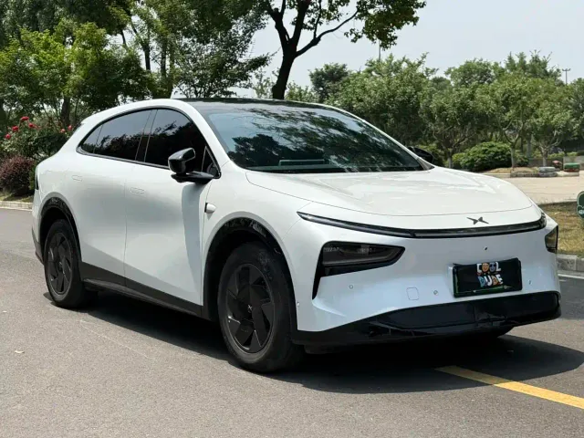 Xpeng G7 — Фото автомобиля 3