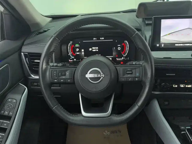 Nissan X-Trail — Фото автомобиля 15