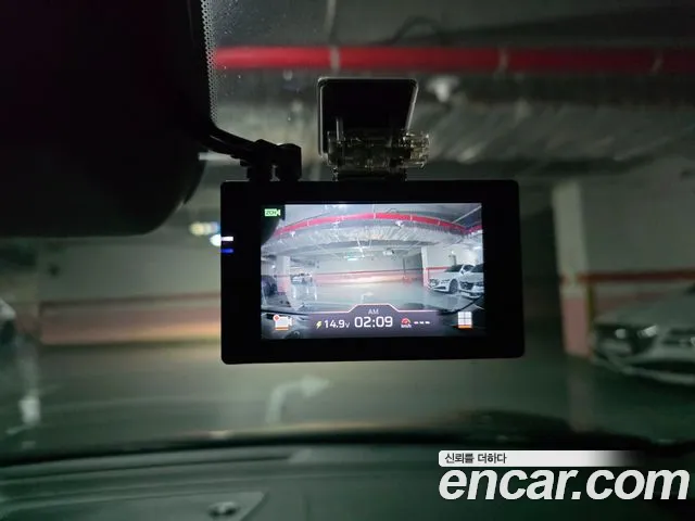 Hyundai Ioniq 6 — Фото автомобиля 10