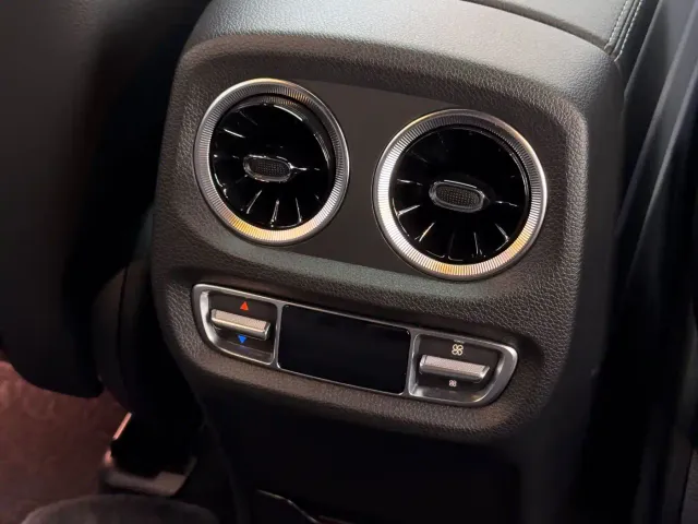 Mercedes-Benz G-Class — Фото автомобиля 29