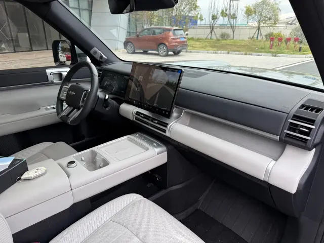 BYD FangChengBao Titanium 7 — Фото автомобиля 13