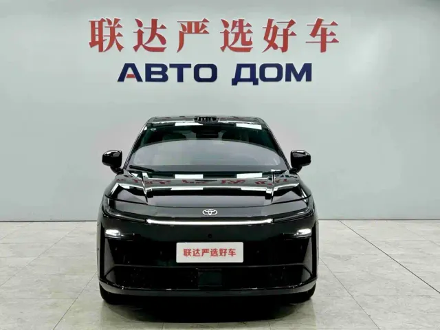 Toyota BoZhi 3X — Фото автомобиля 2