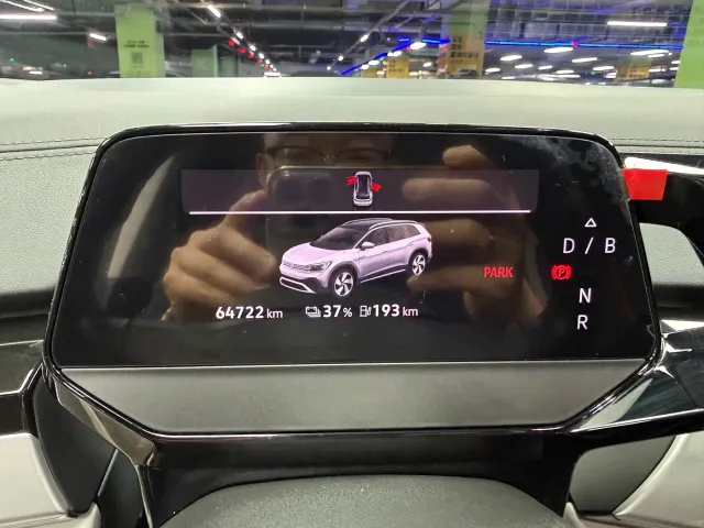 Volkswagen ID.6 Crozz — Фото автомобиля 3