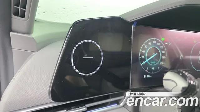 Hyundai AVANTE Avante (CN7) — Фото автомобиля 15