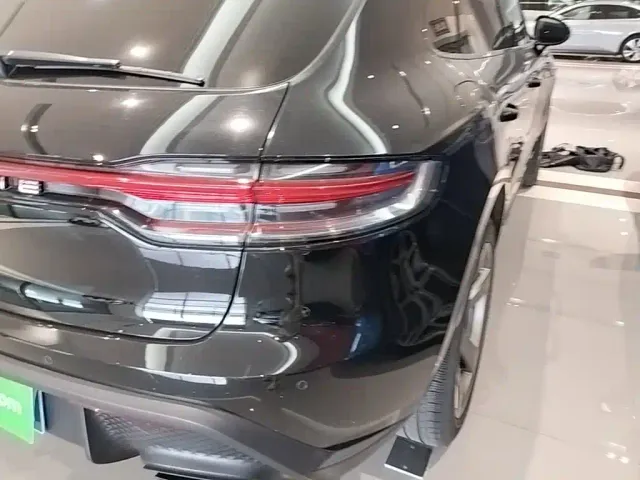 Porsche Macan — Фото автомобиля 7