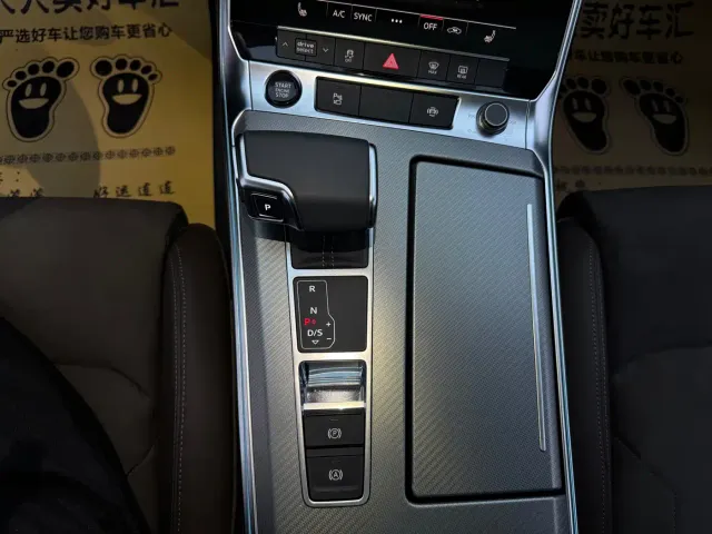 Audi A7L — Фото автомобиля 25