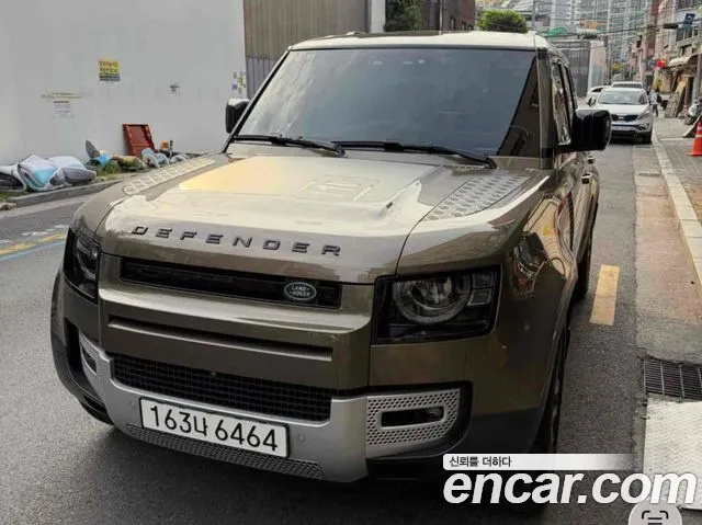 Land Rover Defender — Фото автомобиля 4