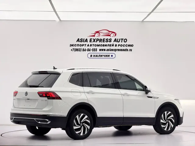 Volkswagen Tiguan L — Фото автомобиля 4