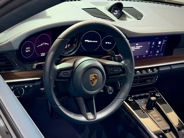 Porsche 911 — Фото автомобиля 11