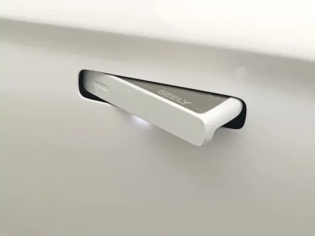 Geely Geometry M6 — Фото автомобиля 18