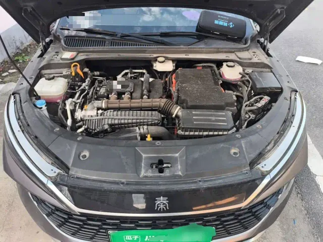 BYD Qin L — Фото автомобиля 16