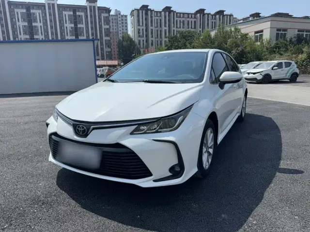 Фотография автомобиля — Toyota Corolla