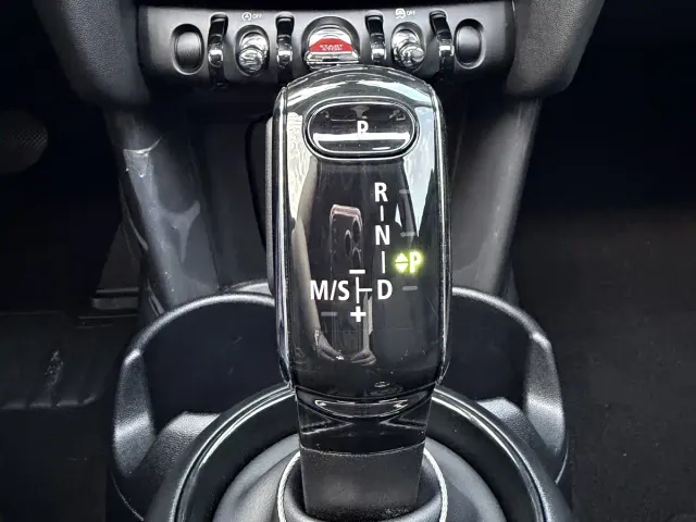 MINI Hatch — Фото автомобиля 18