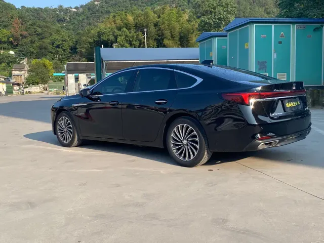 Buick LaCrosse — Фото автомобиля 6