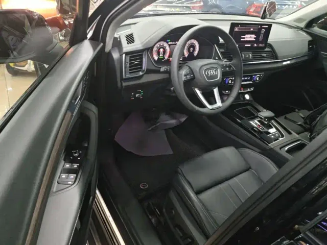 Audi Q5L — Фото автомобиля 15