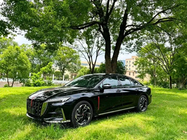 Фотография автомобиля — Hongqi H6