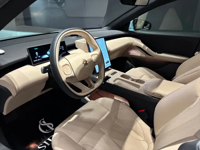 Nio ET5 Touring — Фото автомобиля 8