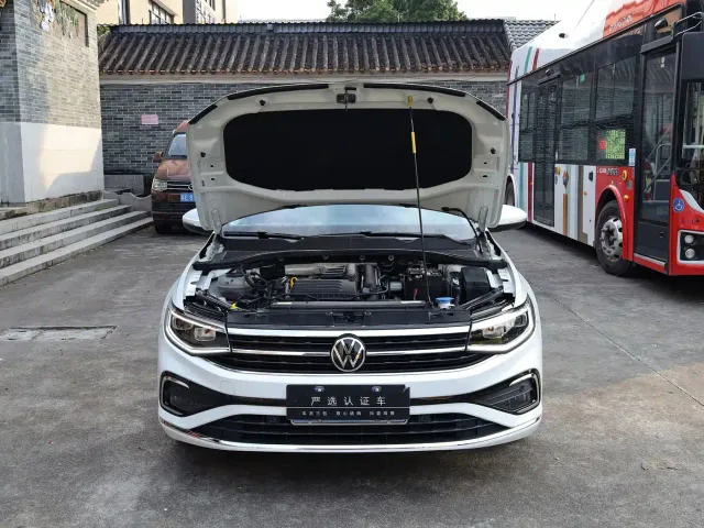 Volkswagen Bora — Фото автомобиля 19