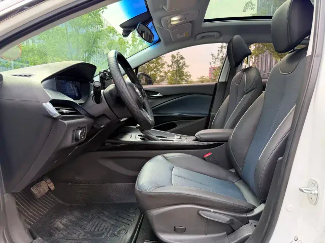 Buick Velite 6 — Фото автомобиля 5