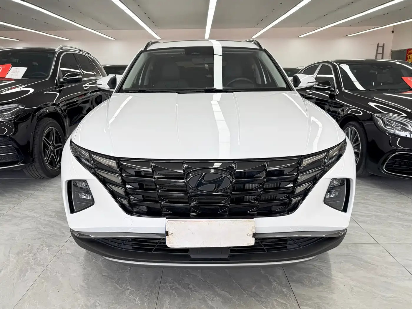 Hyundai Hyundai Tucson 2023 Tucson L 1.5T Automatic 2WD DLX Luxury Edition — Фото автомобиля 2