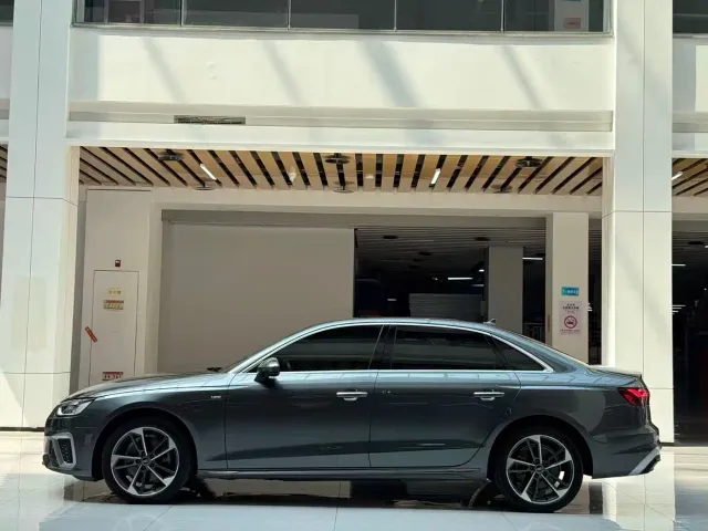 Audi A4L — Фото автомобиля 8