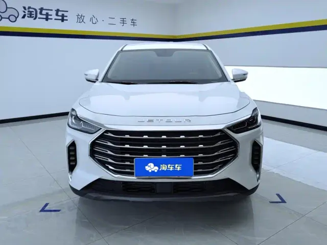 Jetour X70 Plus — Фото автомобиля 2