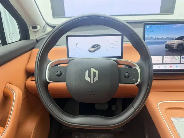Leapmotor C10 — Фото автомобиля 11
