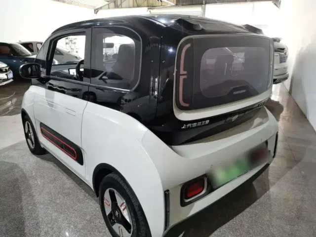 Baojun KiWi EV — Фото автомобиля 4