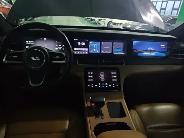 Li Auto Li ONE 2021 Extended Range 6-Seater — Фото автомобиля 11