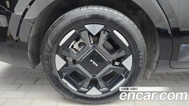Kia Carnival 4th Gen — Фото автомобиля 5