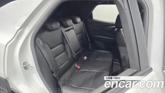 ChevroletGMDaewoo Trailblazer Новый Trailblazer 1.3 турбо 4WD — Фото автомобиля 12