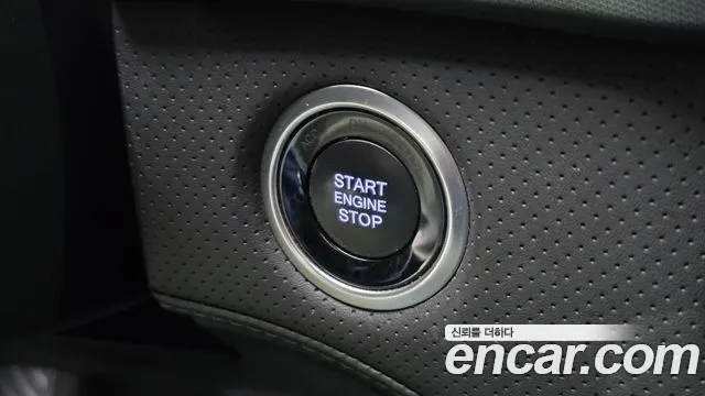 KG_Mobility_Ssangyong Rexton Новый Rexton Sport Khan Дизель 2.2 4WD — Фото автомобиля 14