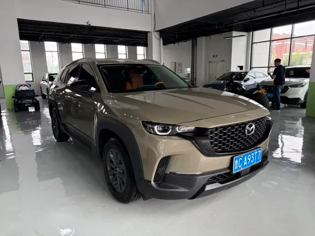 Фотография автомобиля — Mazda CX-50 Xingye