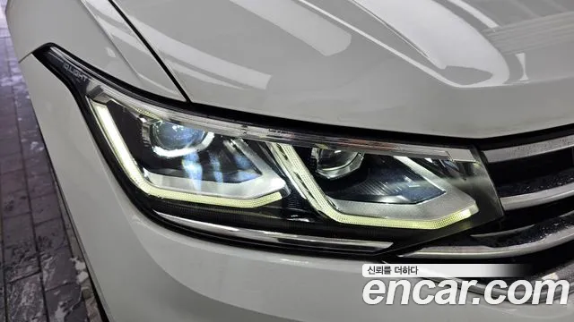 Volkswagen Tiguan Tiguan 2 поколение 2.0 TDI 4Motion Premium — Фото автомобиля 20