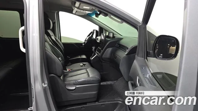 Hyundai Staria — Фото автомобиля 17