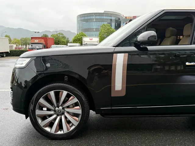 Land Rover Range Rover — Фото автомобиля 7