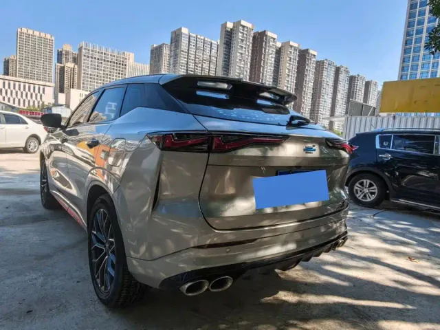 Changan Z6 — Фото автомобиля 9