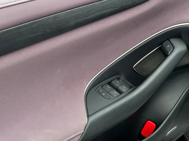 Xiaomi SU7 — Фото автомобиля 12