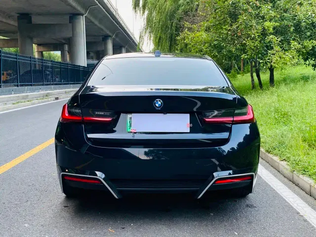 BMW i3 — Фото автомобиля 15