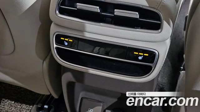 Genesis GV80 — Фото автомобиля 28