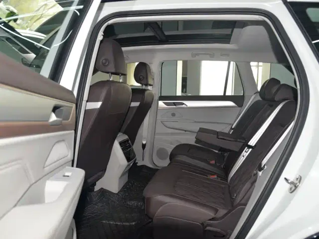 Volkswagen Talagon — Фото автомобиля 14